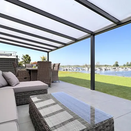 Holiday home Sonnenschein Stevensweert
